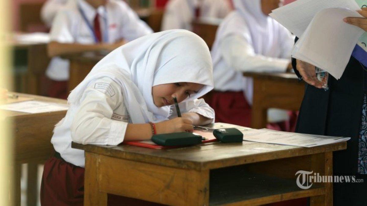 Terungkap! Keluhan Siswa Kelas 6 Soal Ujian Sekolah 2025: Terlalu Panjang dan Waktu Terbatas