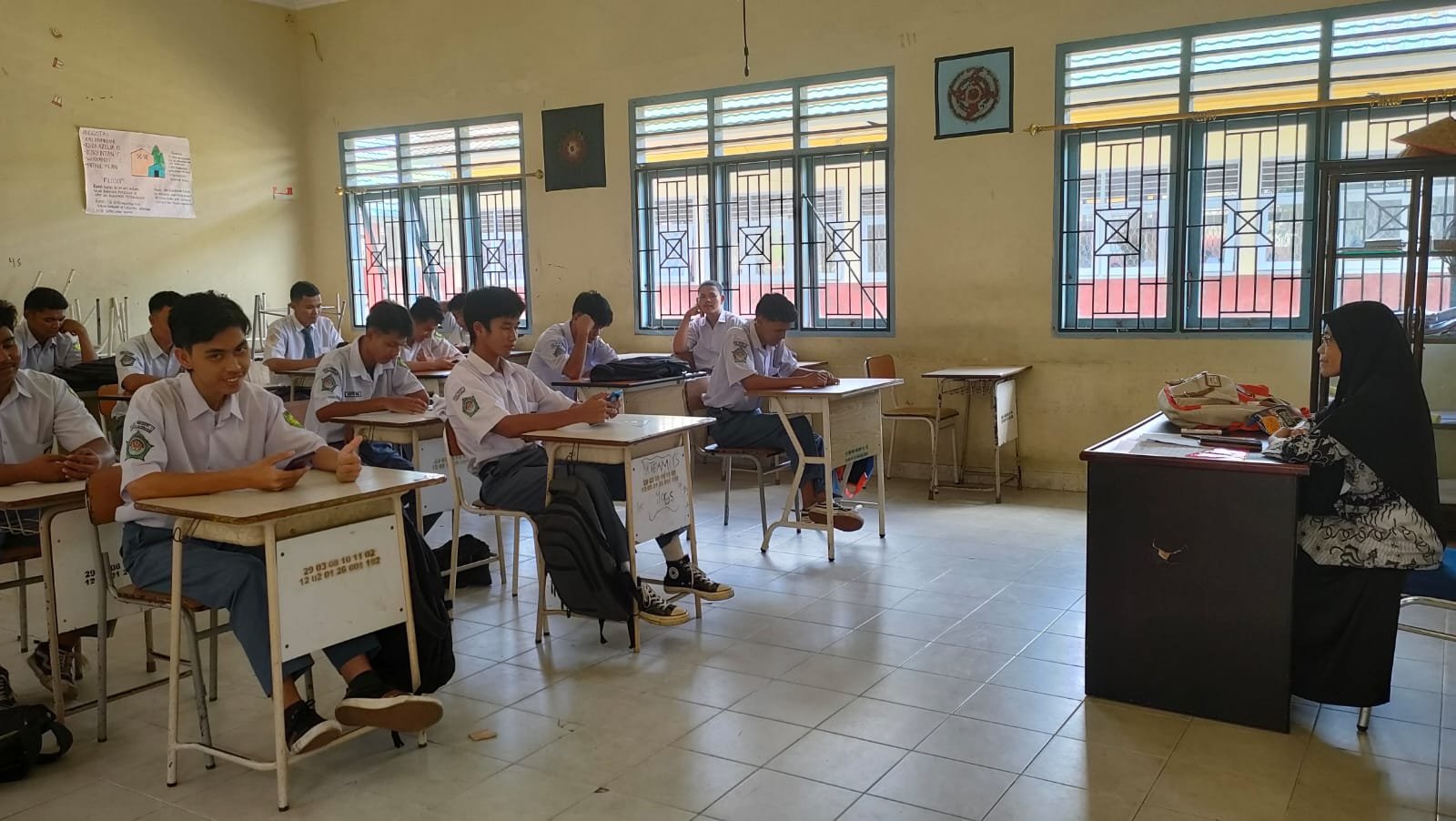 5 Strategi Lolos Ujian Sekolah Menengah 2026 yang Jarang Diketahui Siswa Agar Nilai Maksimal 5 Strategi Lolos Ujian Sekolah Menengah 2026 yang Jarang Diketahui Siswa Agar Nilai Maksimal
