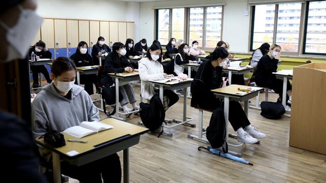 Kumpulan Doa Diberi Kelancaran saat Ujian Sekolah Teks Arab Latin dan Kumpulan Doa Diberi Kelancaran saat Ujian Sekolah Teks Arab Latin dan